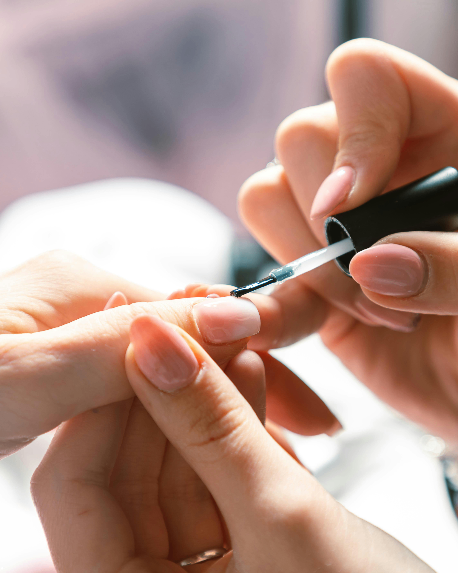 Manucure et soins esthétiques chez Soléa Beauty